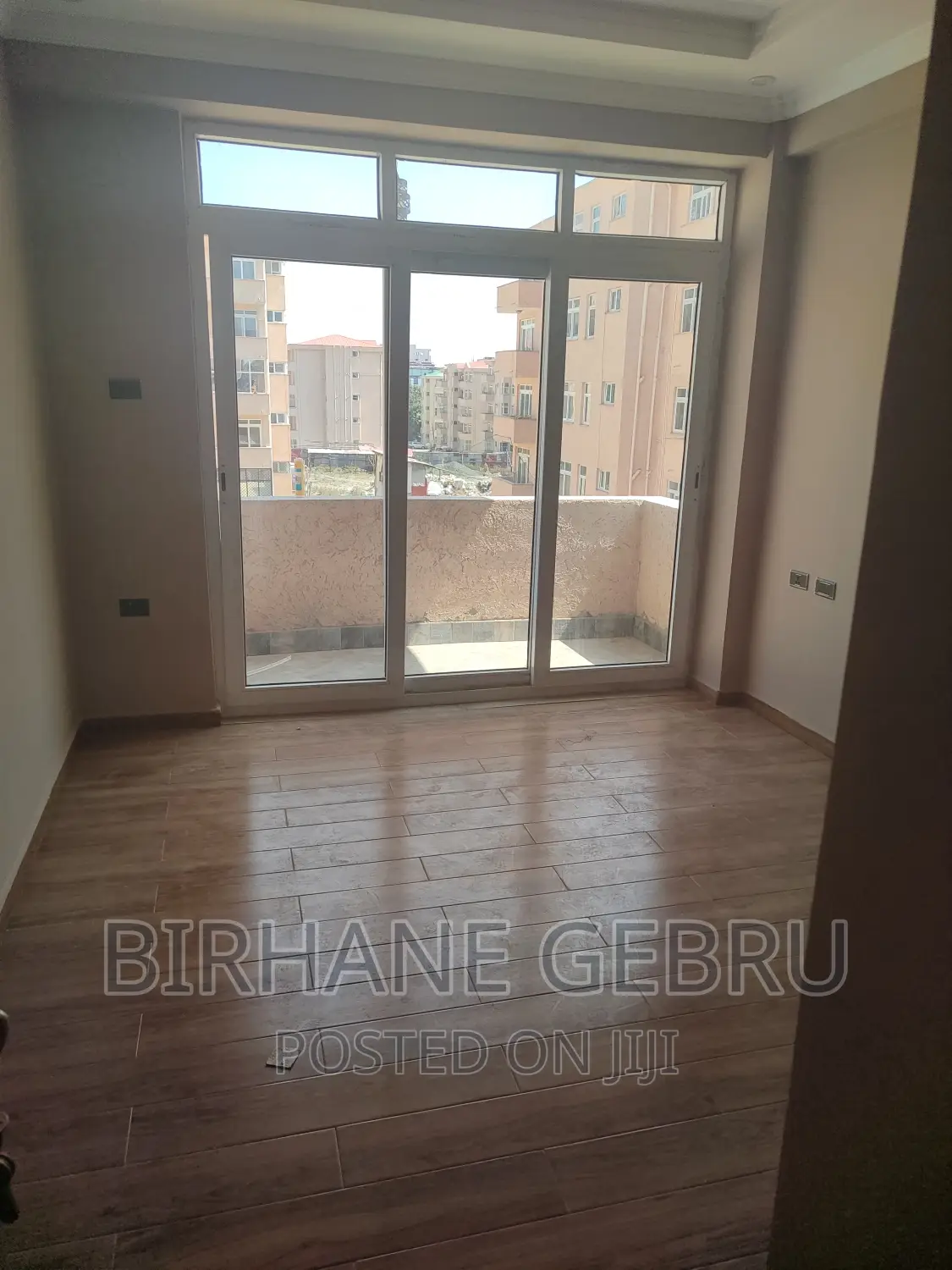 3bdrm Apartment in Realstate, Bole for rent