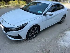 Hyundai Avante 2021 White