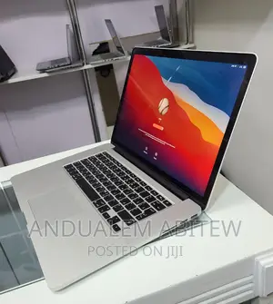 New Laptop Apple MacBook Pro 2015 16GB Intel Core I7 SSD 512GB