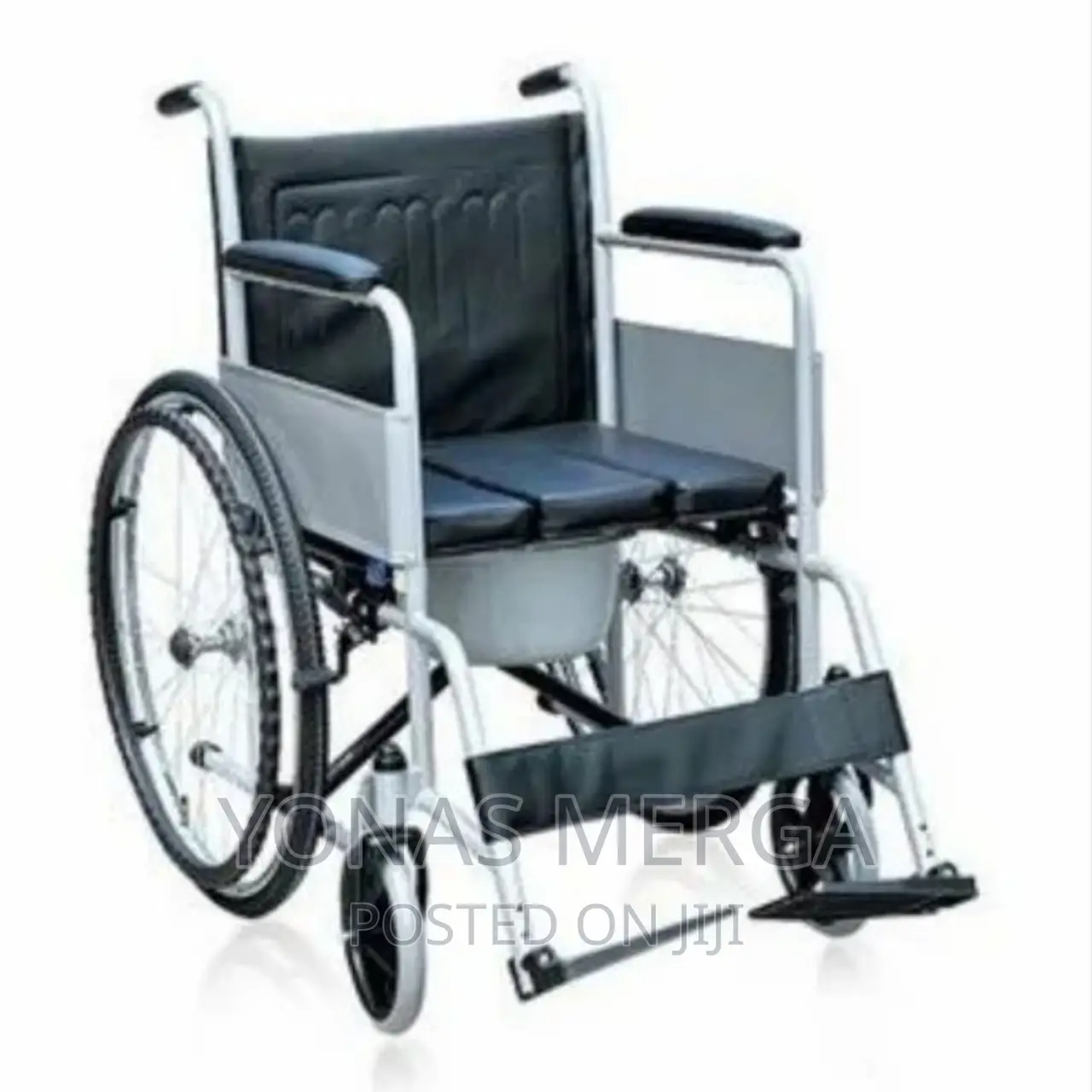 Good Quality Foldable Commode Wheelchair/Useful for Patients