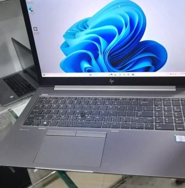 New Laptop HP ZBook 15u G4 16GB Intel Core I7 SSD 512GB