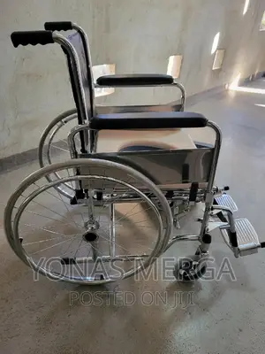 Commode Wheelchair Strong Tires Strong Load-Bearing Safety