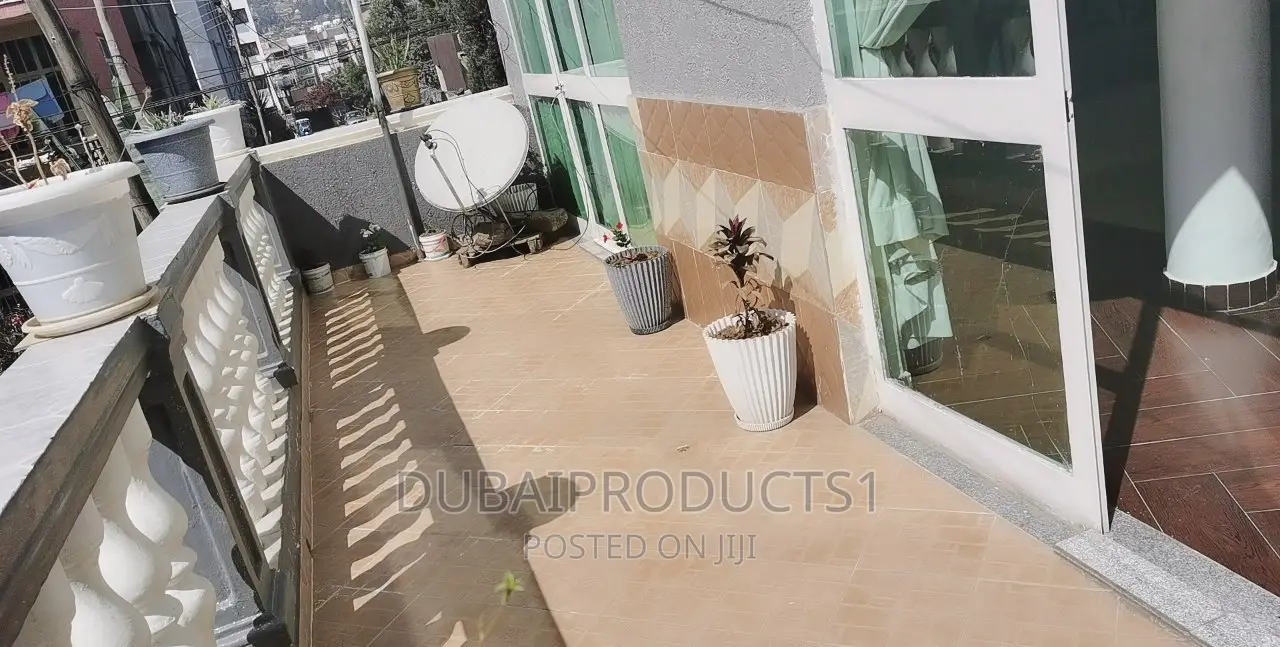 Furnished 3bdrm House in ሜዳ መስጊድ, Kolfe Keranio for rent
