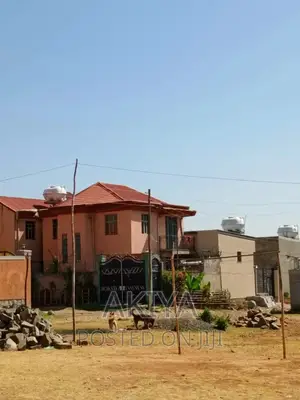 5bdrm Apartment in G +1, Oromia-Finfinne for sale