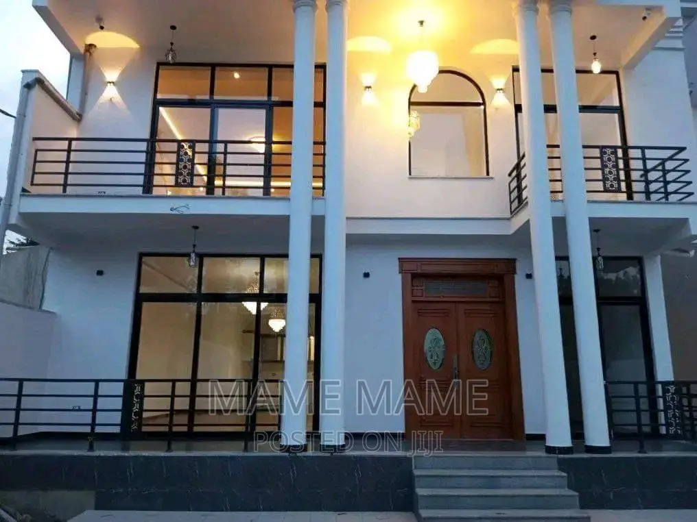 7bdrm House in Addis Abeba, Bole for sale