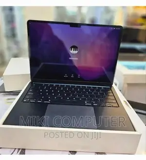 New Laptop Apple MacBook Air 2022 M2 8GB Intel SSD 256GB