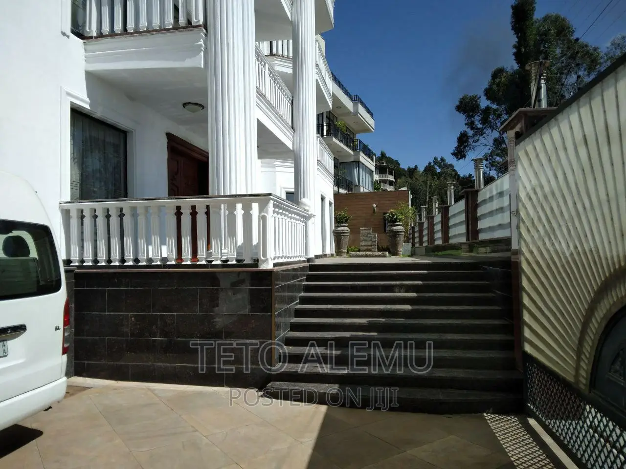 8bdrm House in የሚሸጥ መኖሪያ ቤት መገናኛ ቶፕ, Yeka for sale