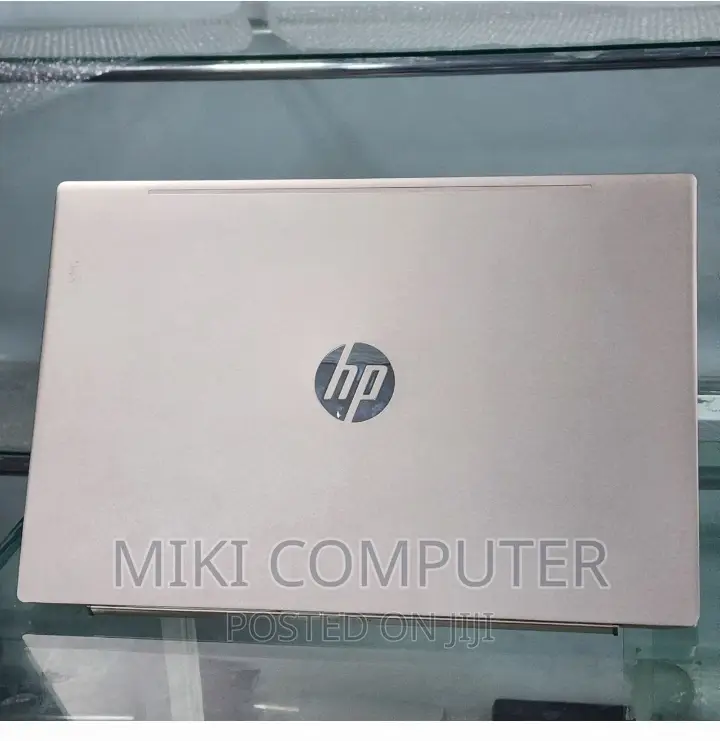 New Laptop HP Pavilion 15 8GB Intel Core I7 SSD 256GB