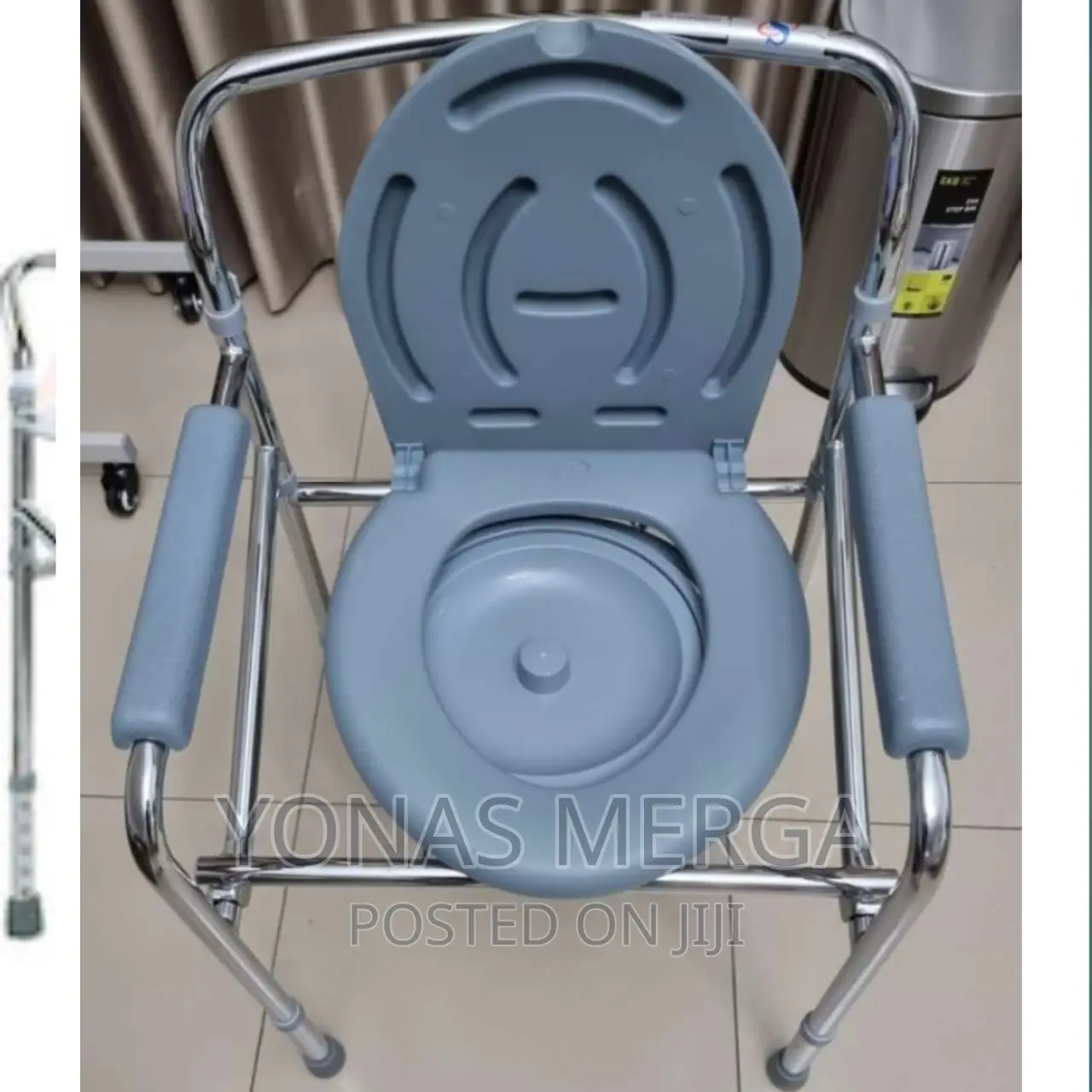Portable Toilet:Spacious Toilet_ Capacity Convenient to Use
