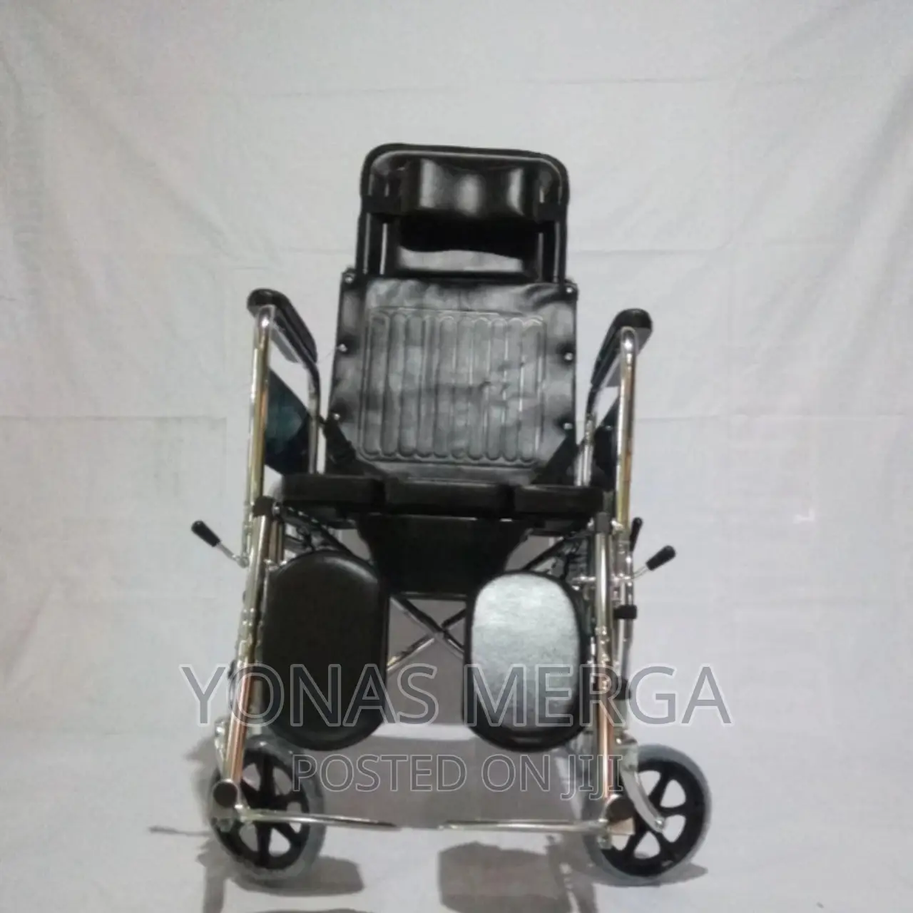 Sleeping Toilet Wheelchair_karma HEALTH CARE Rainbow Commode