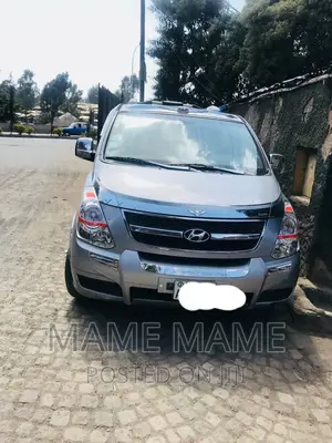 Hyundai Starex 2015 Silver