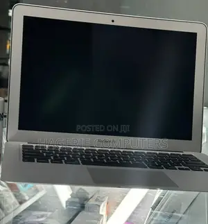 New Laptop Apple MacBook 2017 8GB Intel Core I5 SSD 128GB