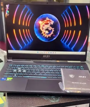 New Laptop MSI Creator 17 B11ug-415 8GB Intel Core I7 SSD 512GB
