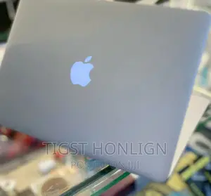 New Laptop Apple MacBook 2015 8GB Intel Core I7 SSD 256GB