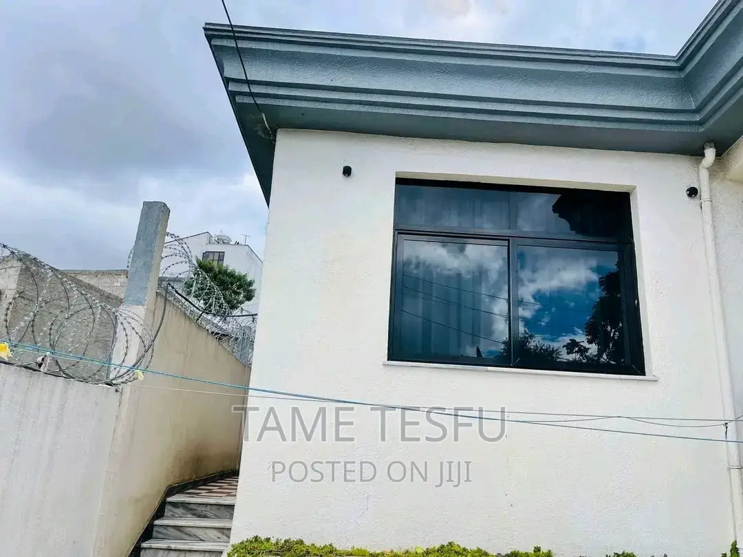 Furnished 3bdrm Villa in Yeka Subcity for sale