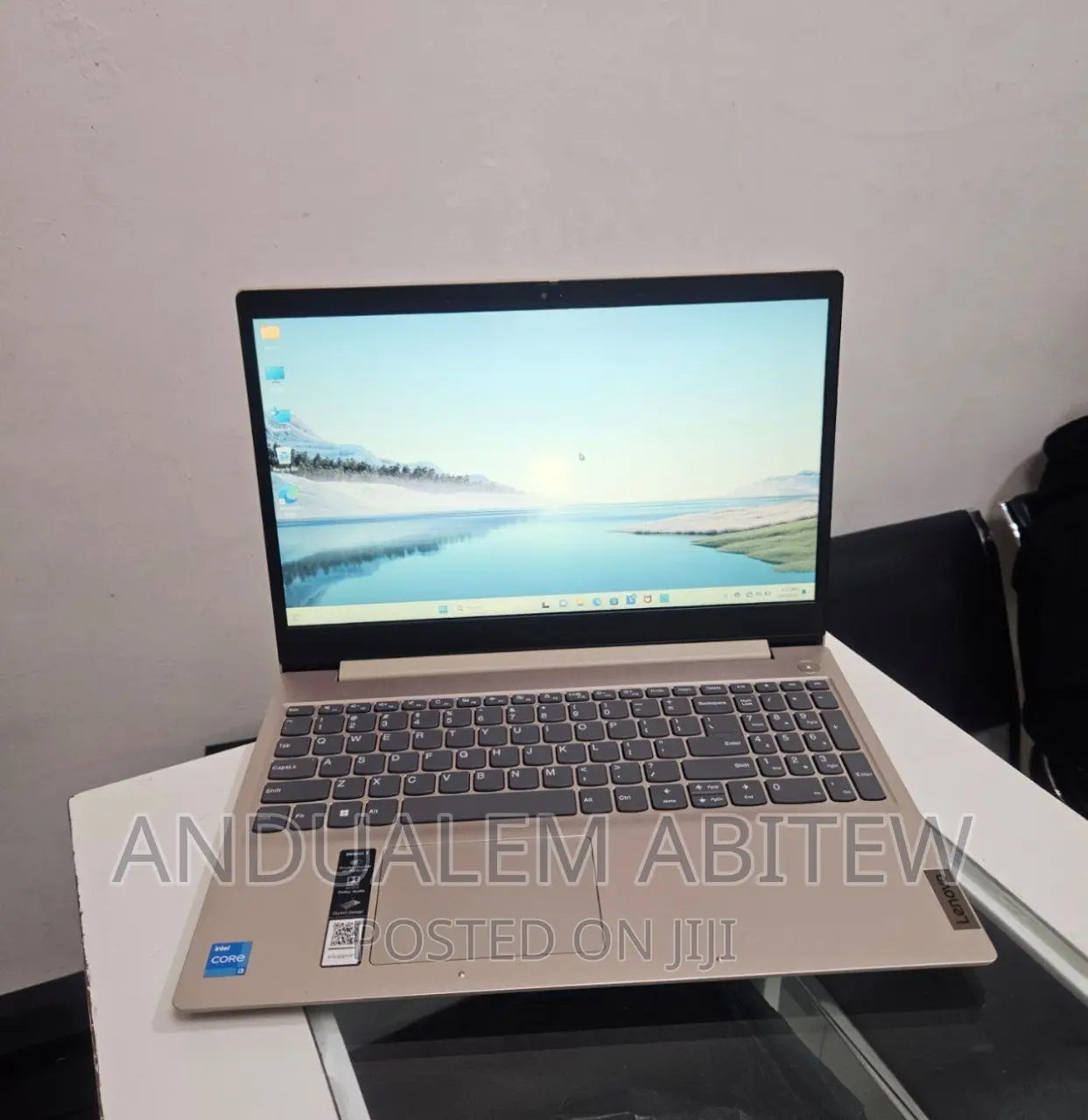 New Laptop Lenovo Ideapad 3 8GB Intel Core I3 SSD 256GB