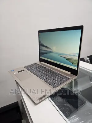 New Laptop Lenovo Ideapad 3 8GB Intel Core I3 SSD 256GB