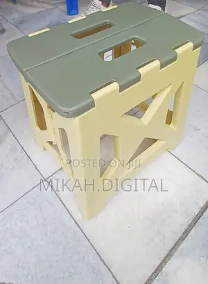 Foldable Mini Chair (Moving Chair)