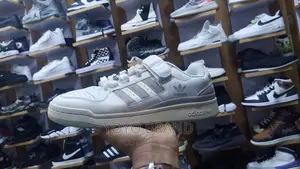 Original Adidas Forum84 Low