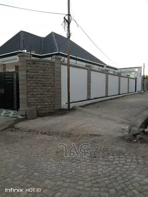 4bdrm Villa in የግል, Bole for sale