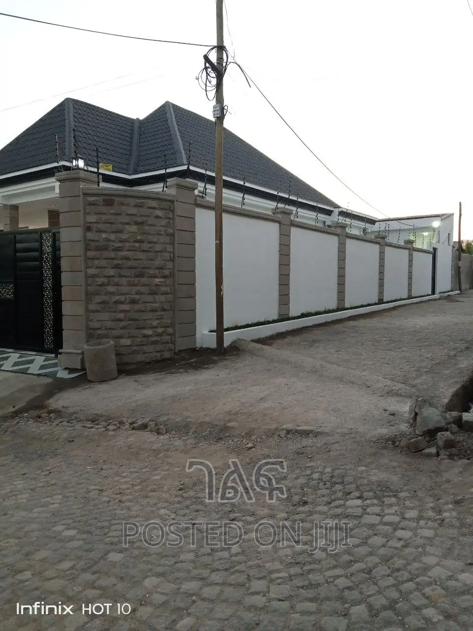 4bdrm Villa in የግል, Bole for sale