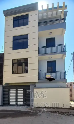 5bdrm House in የግል, Bole for sale