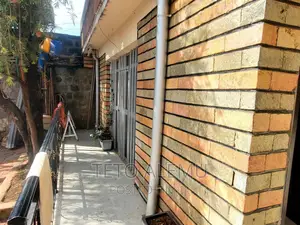 5bdrm House in የሚሸጥ ቤት ኮልፌ አጣና ተራ, Kolfe Keranio for sale