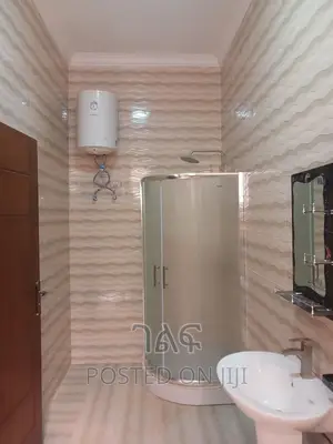 3bdrm Villa in የግል, Bole for sale