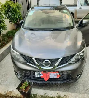 Nissan Qashqai 2016 Gray