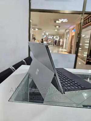 New Laptop Microsoft Surface Pro 4 8GB Intel Core I5 SSD 256GB