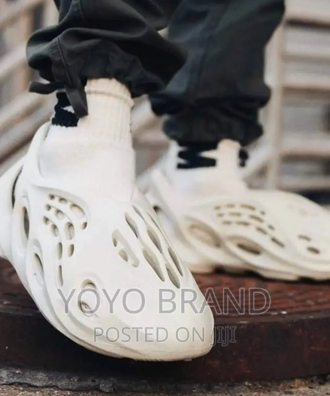 Adidas Yezzy Foam Runner