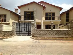 4bdrm House in የግል, Bole for sale