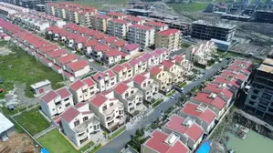 4bdrm House in የግል, Bole for sale