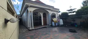4bdrm Villa in Adis Abba, Bole for sale