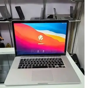 New Laptop Apple MacBook 16GB Intel Core I7 SSD 512GB