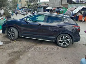 Nissan Qashqai 2018 Blue