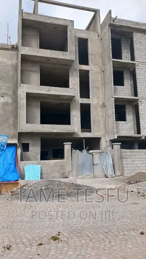 5bdrm House in Hayat, Yeka for sale