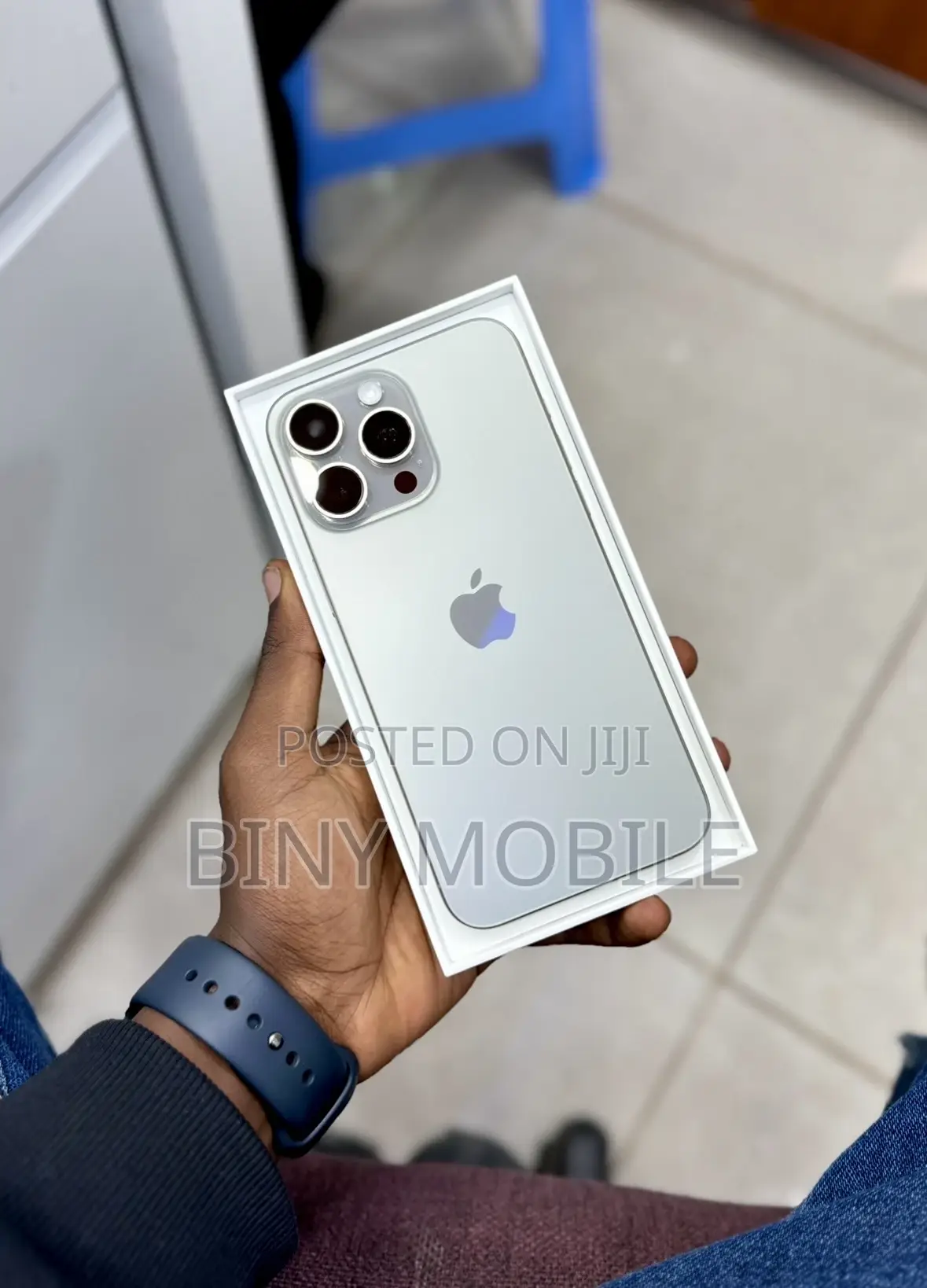 New Apple iPhone 15 Pro Max 256 GB Bronze