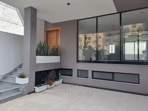 4bdrm House in የግል, Bole for sale