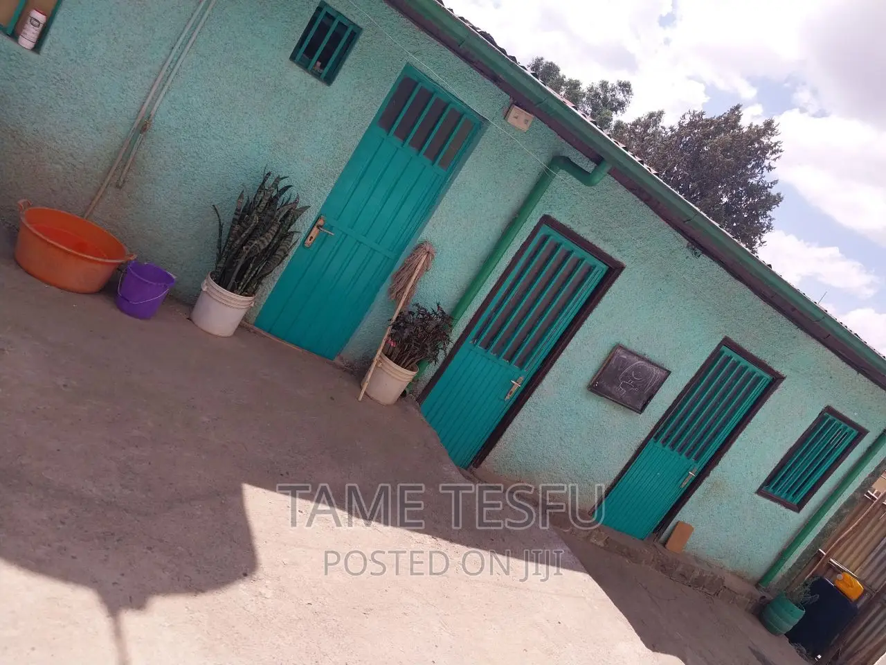 Furnished 3bdrm House in Yeka Kollejii for sale