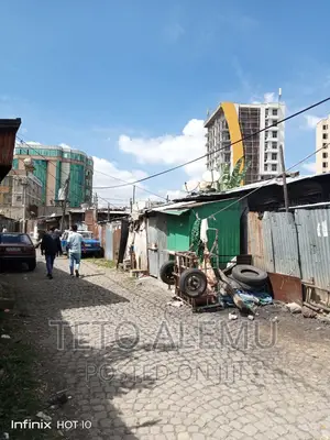 የሚሸጥ ቦታ 22 ጉላጉል አካባቢ