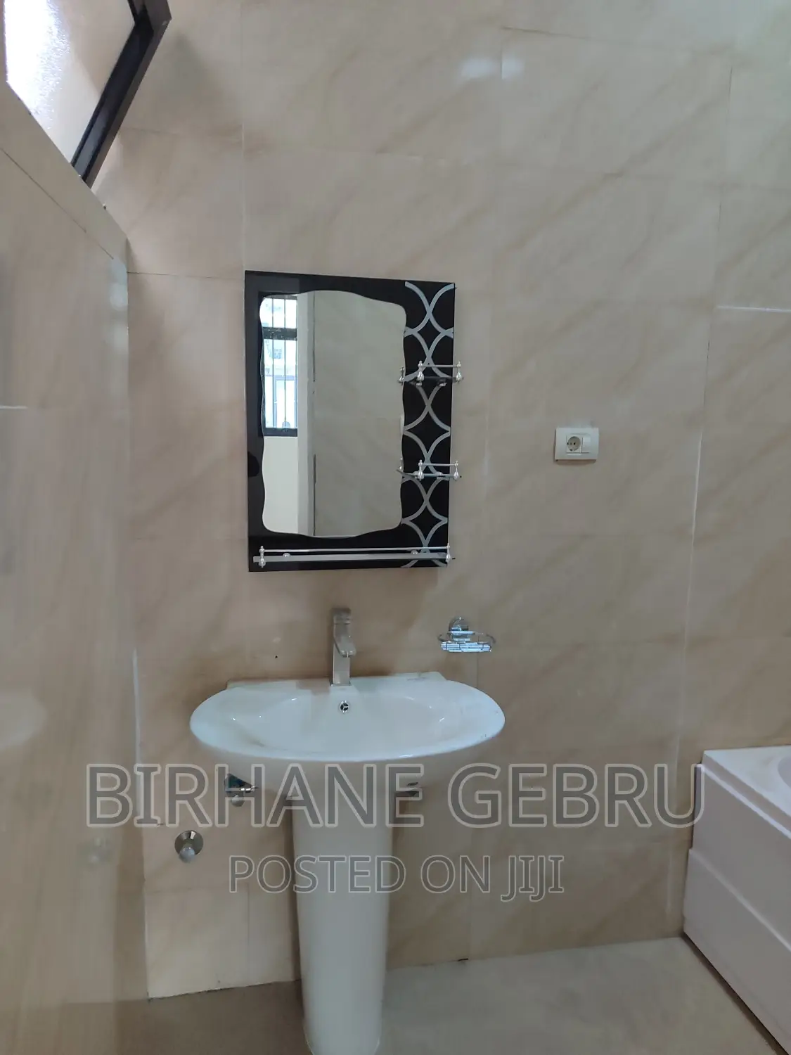 3bdrm Apartment in Real State, Bole for rent