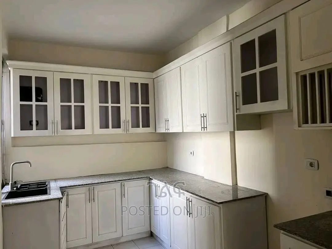 3bdrm Apartment in ኖህ ሪልስቴት አያት በጣም ቆንጆ, Bole for sale