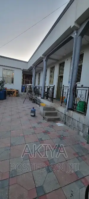 Furnished 4bdrm House in House, Oromia-Finfinne for sale