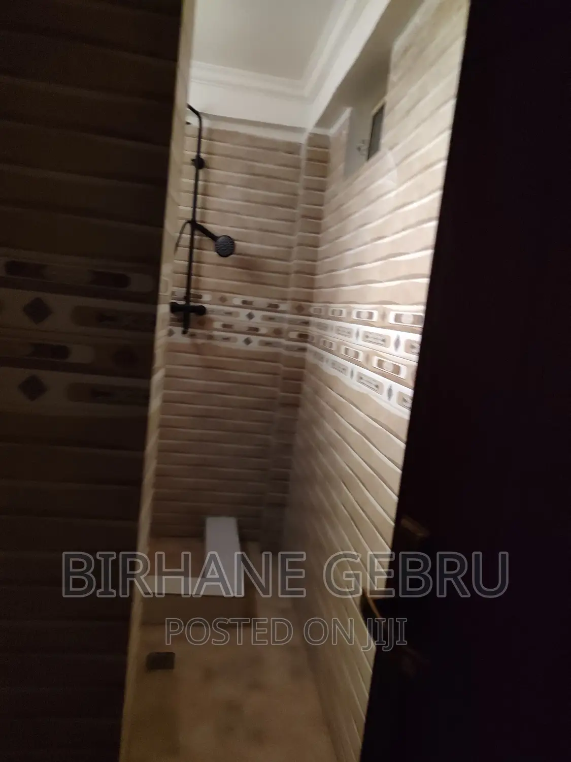 Furnished 6bdrm House in G+3, Bole for rent