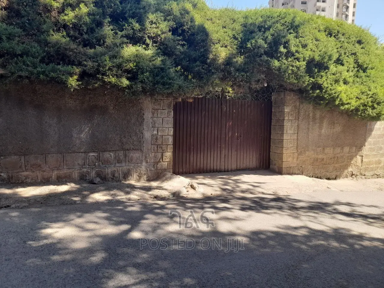 4bdrm House in የግል Old Villa መገናኛ, Bole for sale