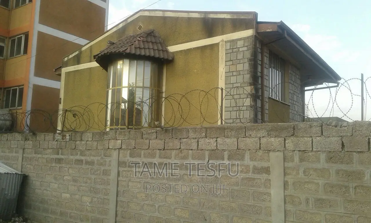 Furnished 8bdrm House in Bole Mikael for sale