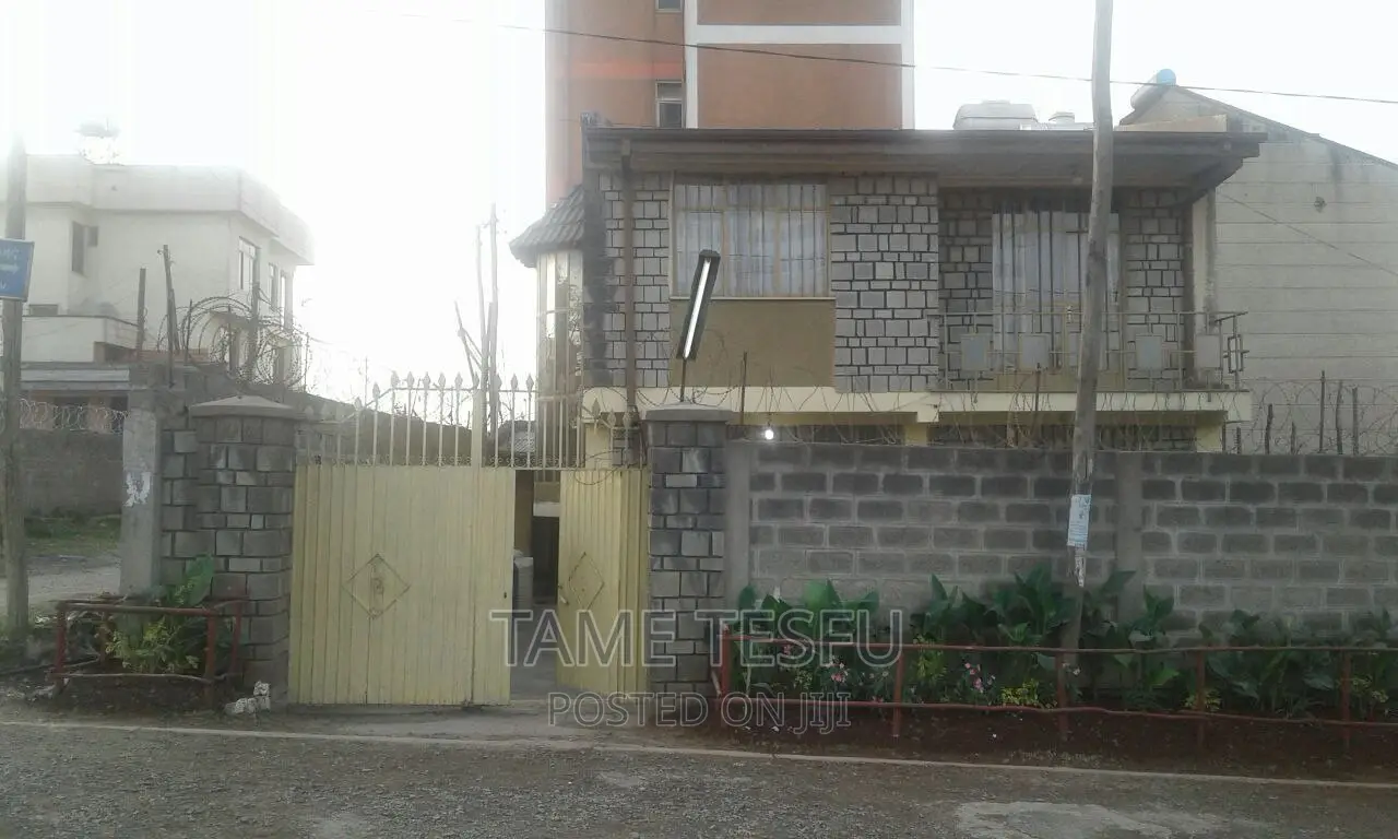 Furnished 8bdrm House in Bole Mikael for sale