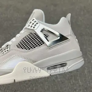 Original Air Jordan 4 Retro ‘Frozen Moment’ Shoe