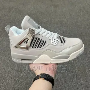 Original Air Jordan 4 Retro ‘Frozen Moment’ Shoe